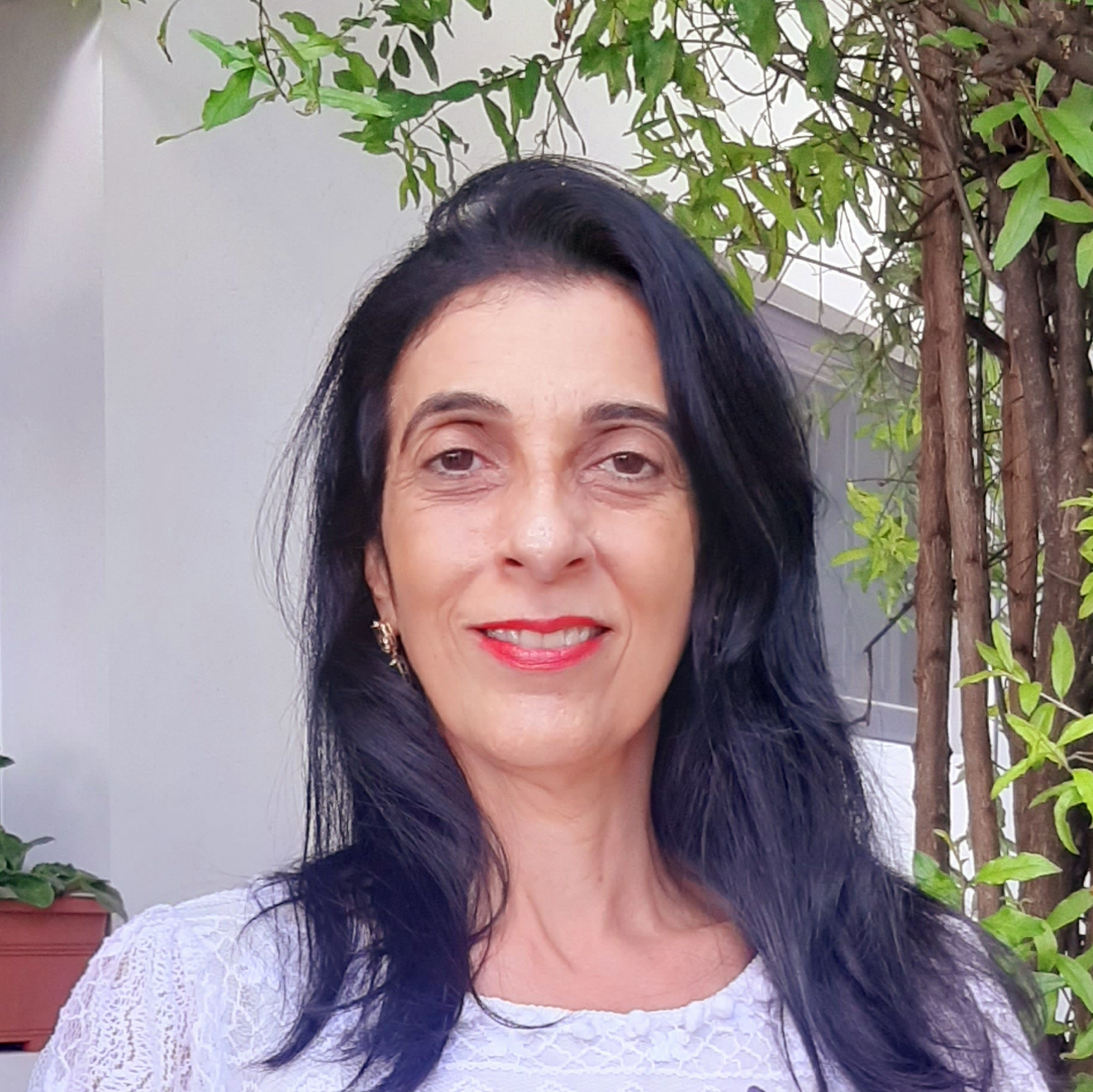 Claudia Leonor Oliveira